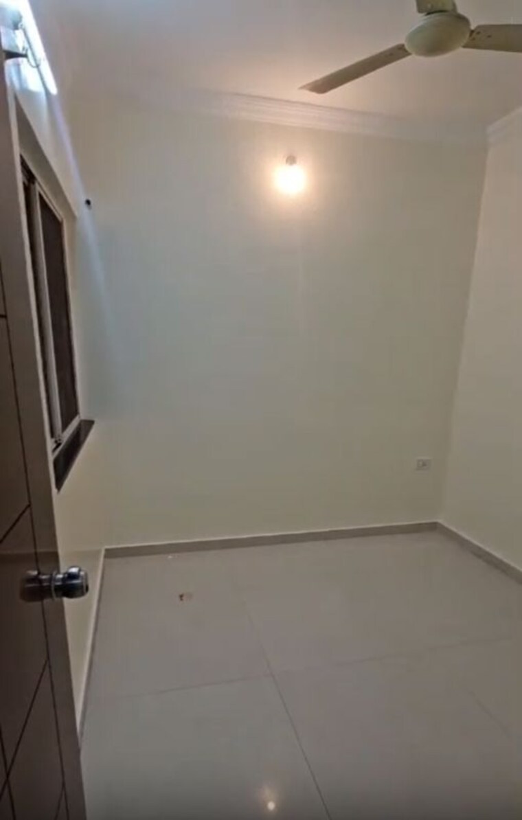 Room, gk-dwarka-flora-residency 2.5 Bedroom 80 Sq.Mt. Apartment In Pimple Saudagar Pune 10445262