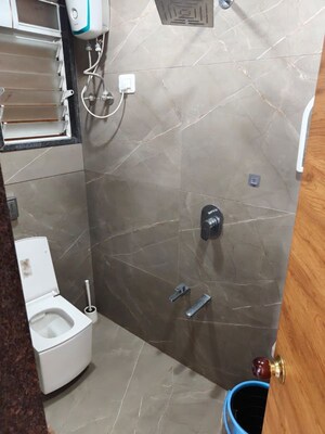 Bathroom in 1.5 BHK Apartment at Gami Jade, Vashi Sector 26 – for Rent