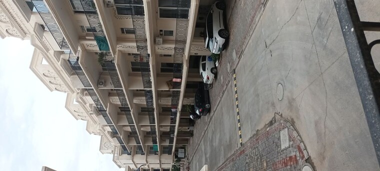 Balcony, signature-global-park-4-and-5 2.5 Bedroom 1120 Sq.Ft. Builder Floor In Sohna Sector 36 Gurgaon 10466037
