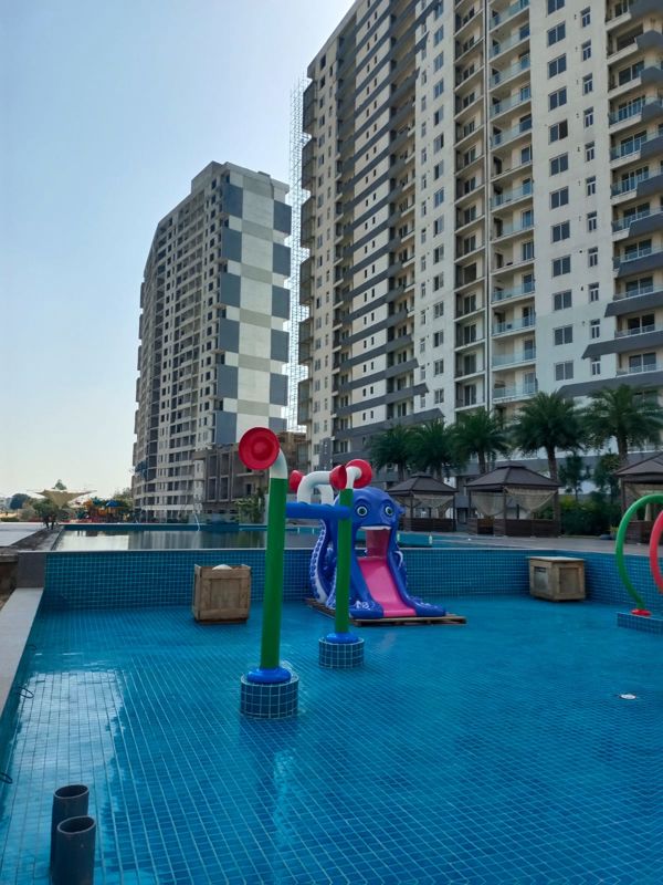 2 BHK 1425 Sq.Ft. Apartment in Omaxe Lake