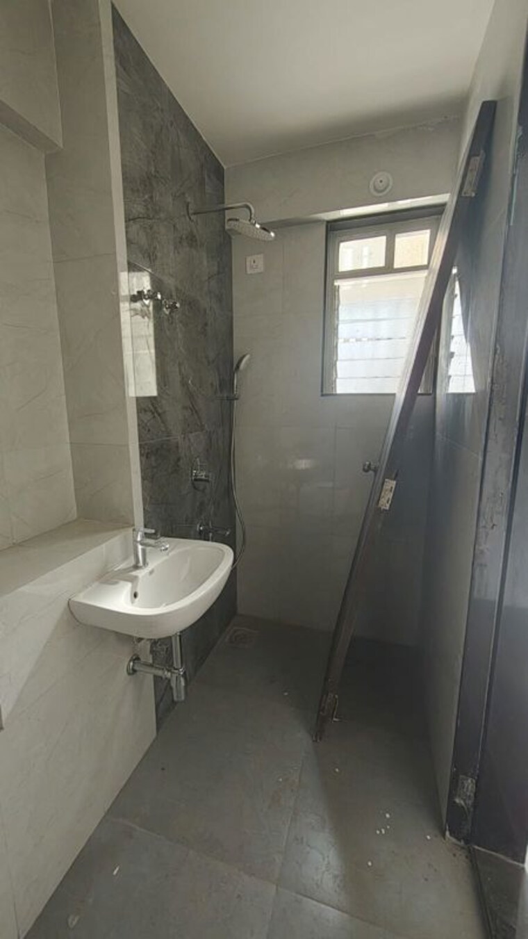 Bathroom, the-baya-central 1 Bedroom 700 Sq.Ft. Apartment In Lower Parel Mumbai 10466090