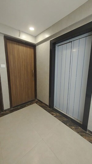 Room in 1 BHK Apartment at The Baya Central, Lower Parel – for Rent