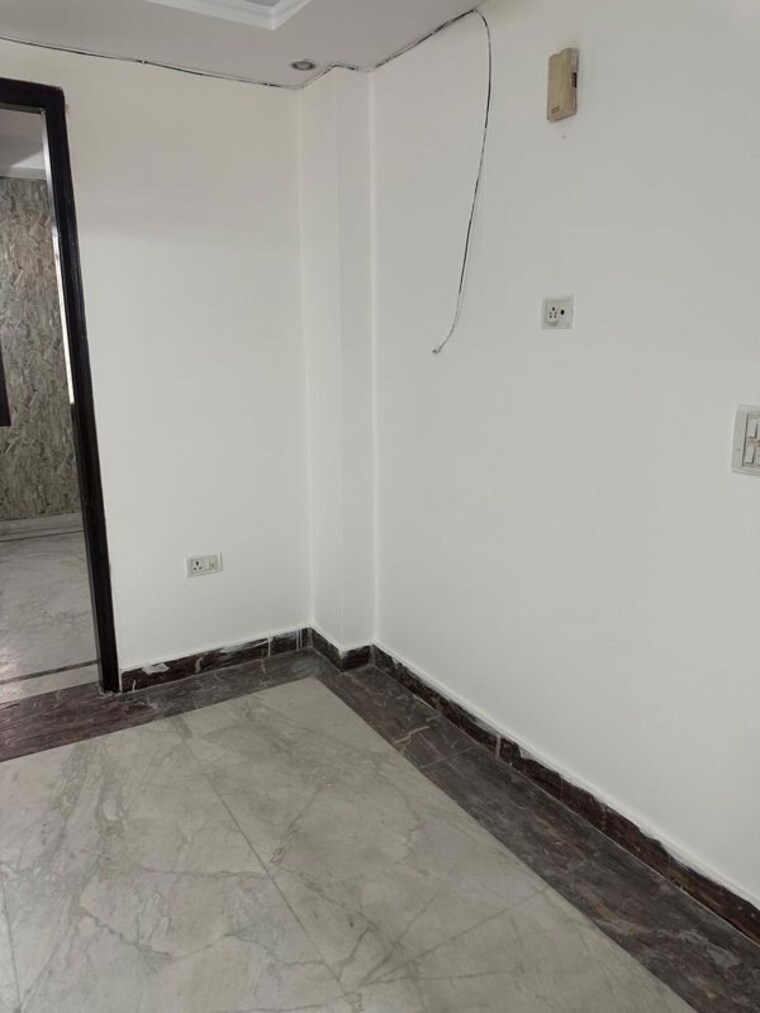 Room, naraina 3 Bedroom 150 Sq.Yd. Builder Floor In Naraina Delhi 10466128