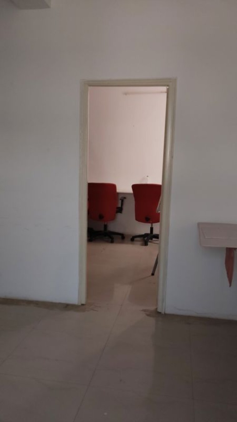 Room, lakdi ka pul Commercial Office Space 1000 Sq.Ft. In Lakdi Ka Pul Hyderabad 10466152