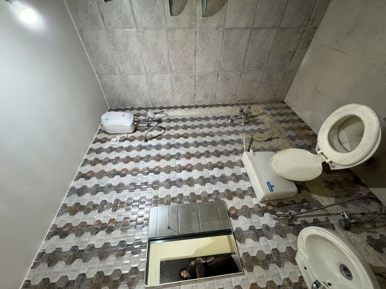 Attached Bathroom, tejas-trupti-kunj 2 Bedroom 802 Sq.Ft. Apartment In Narhe Pune 10466136