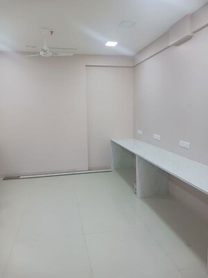 Room in  Office Space at Bhandup West – for Rent