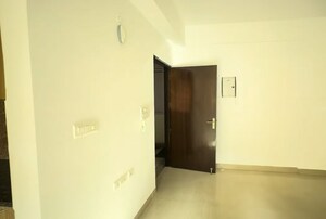 Room in 2 BHK Apartment at Hawelia Valencia Homes, Sector 1 Greater Noida – for Sale