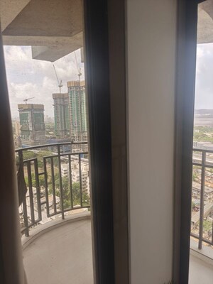 Building Lobby in  Pg at Sewri – for Rent