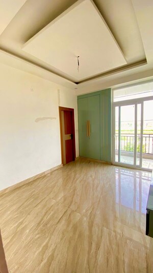 Room in 2 BHK Apartment at Aimnabad – for Sale