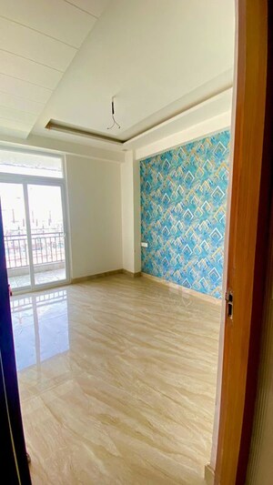 Room in 2 BHK Apartment at Aimnabad – for Sale