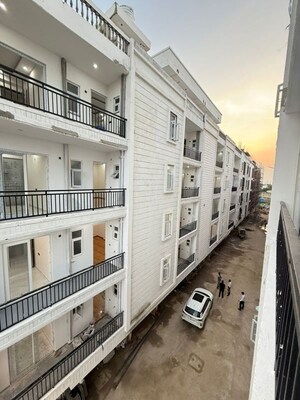 2 BHK Apartment For Sale in Aimnabad