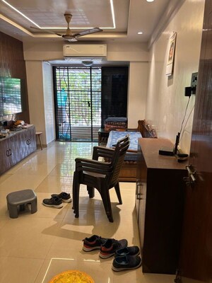 Hall in 1 BHK Apartment at New Bhoomi Park, Malad West – for Rent