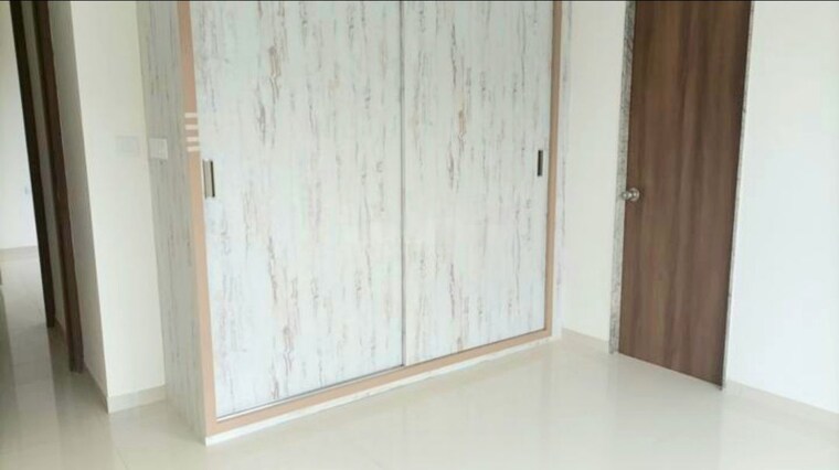 Room, runwal-sanctuary 3 Bedroom 1100 Sq.Ft. Apartment In Mulund West Mumbai 10466247