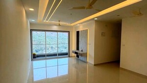 Room in 3 BHK Apartment at Runwal Sanctuary, Mulund West – for Rent
