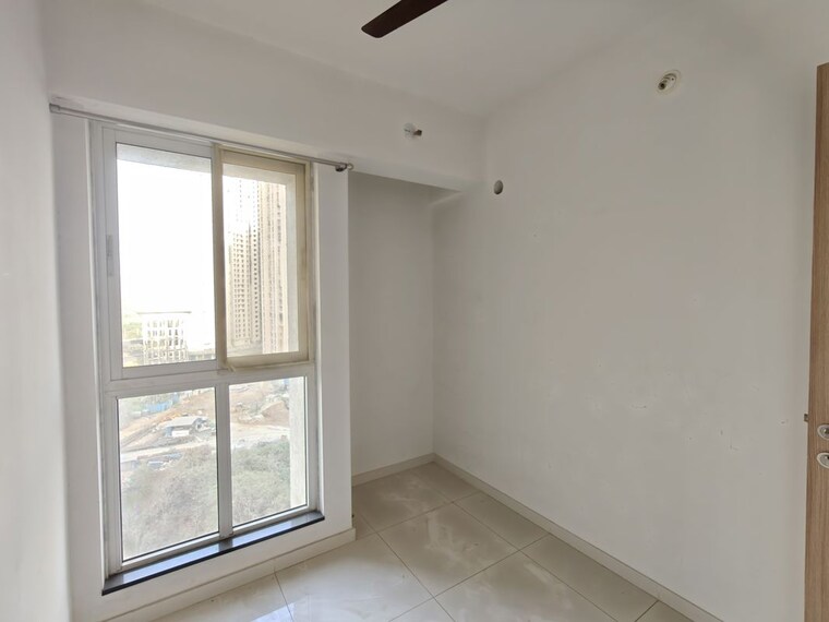 Room, godrej-emerald 3 Bedroom 927 Sq.Ft. Apartment In Ghodbunder Road Thane 10466241