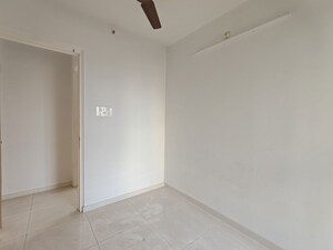 Room in 3 BHK Apartment at Godrej Emerald, Ghodbunder Road – for Rent