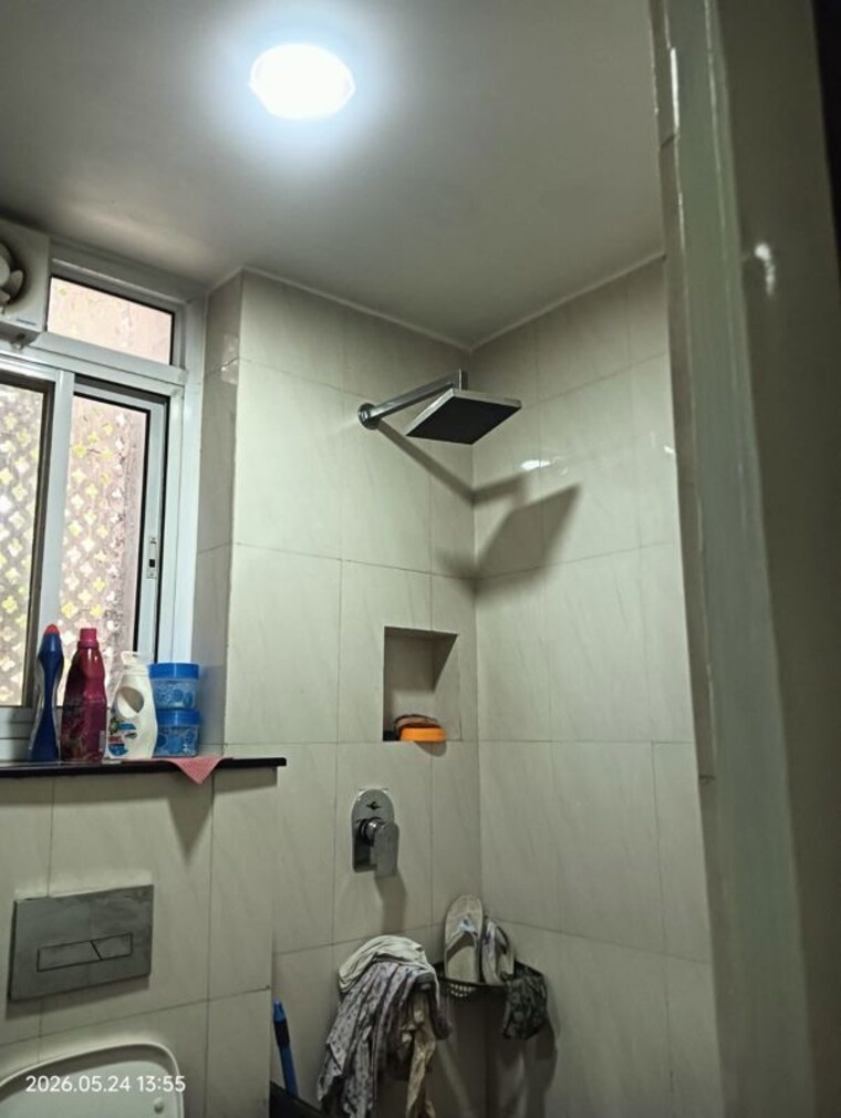 Bathroom, ardee-platinum-independent-floors 2 Bedroom 1000 Sq.Ft. Builder Floor In Sector 52 Gurgaon 10466268