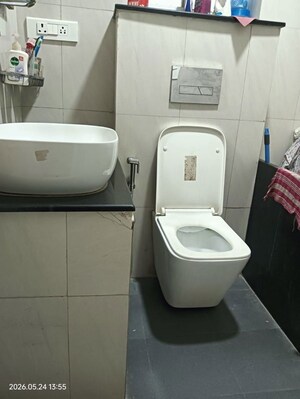 Bathroom in 2 BHK Builder Floor at Ardee Platinum Independent Floors, Sector 52 – for Rent