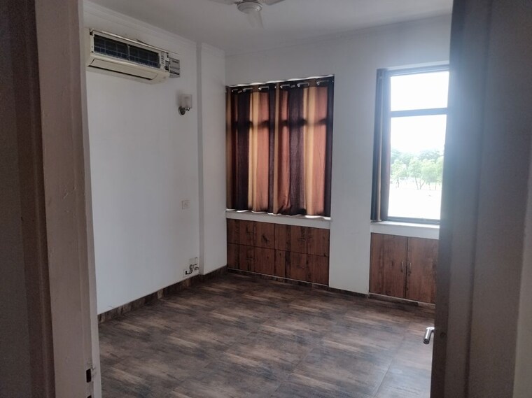 Room, unitech-habitat 3 Bedroom 2111 Sq.Ft. Apartment In Pi Greater Noida Greater Noida 10435608