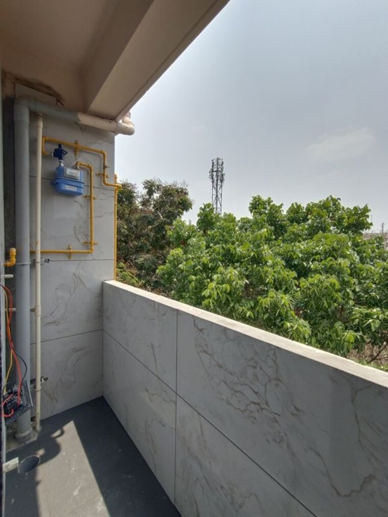 Balcony, reliable layout 2 Bedroom 1200 Sq.Ft. Builder Floor In Reliable Layout Bangalore 10466294