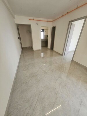 Room in 2 BHK Apartment at Aakanksha Tower, Lower Parel – for Rent