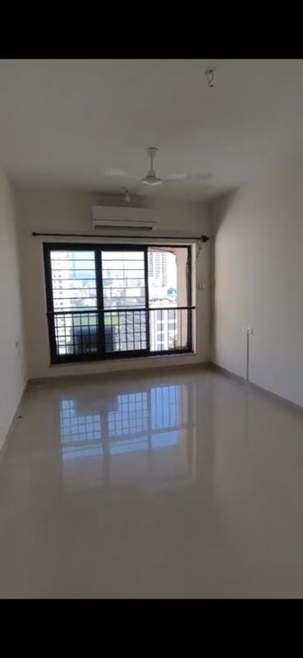 2 BHK 990 Sq.Ft. Apartment in K Raheja Palm Court