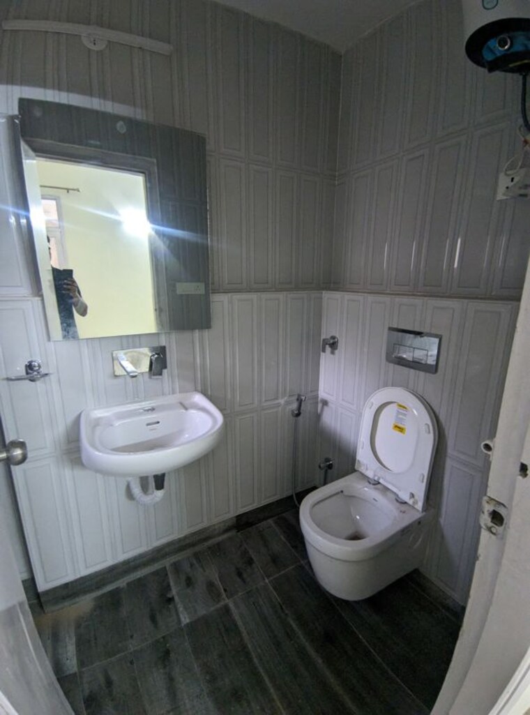 Bathroom, eros-southend-apartments 2 Bedroom 827 Sq.Ft. Apartment In Charmwood Village Faridabad 10466320