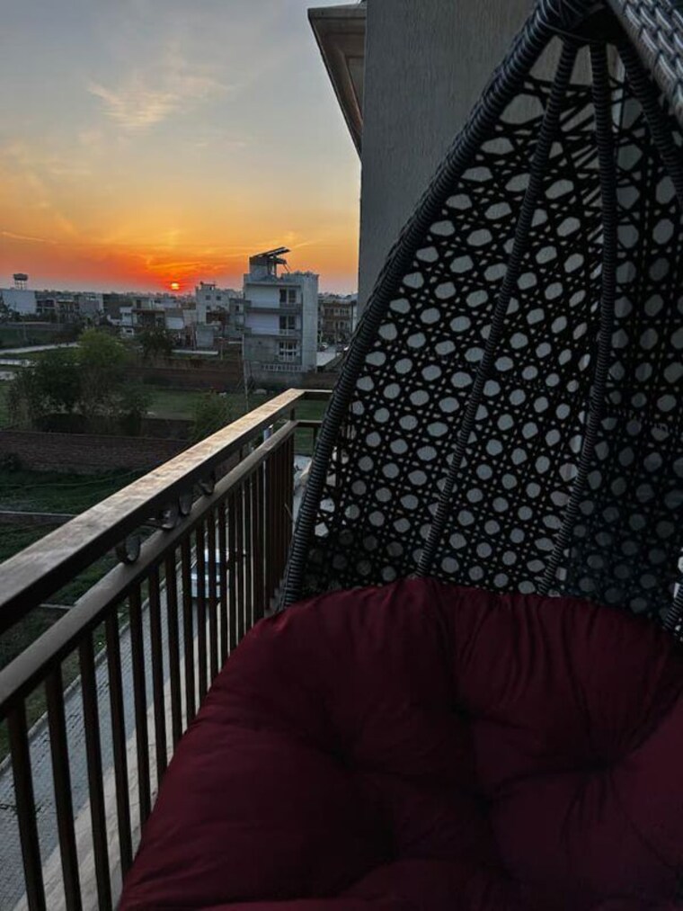 Balcony, preet colony 3 Bedroom 21000 Sq.Ft. Apartment In Preet Colony Zirakpur 10466344