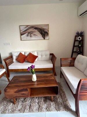 Furnished Amenities in 3 BHK Apartment at Preet Colony – for Rent