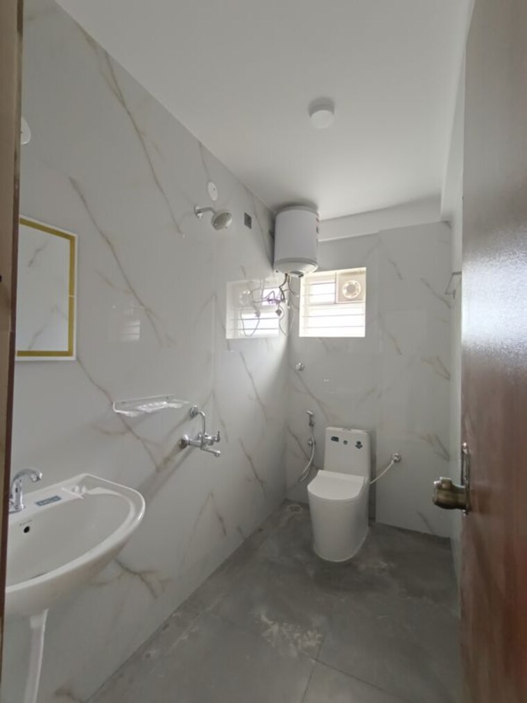 Bathroom, harlur 2 Bedroom 1200 Sq.Ft. Builder Floor In Harlur Bangalore 10466326