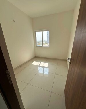 Room in 2.5 BHK Apartment at Prestige Tranquil, Kokapet – for Rent