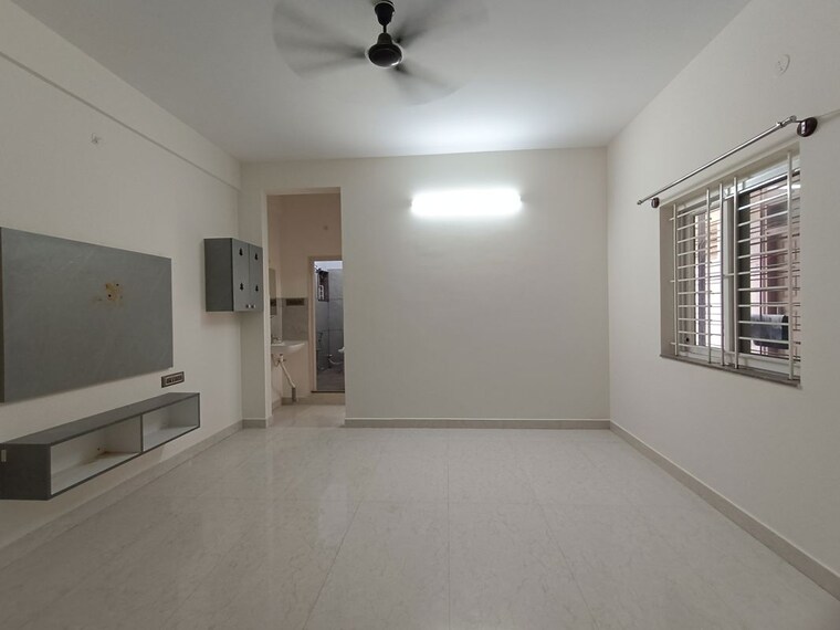 Room, hal layout 2 Bedroom 1200 Sq.Ft. Builder Floor In Hal Layout Bangalore 10466352