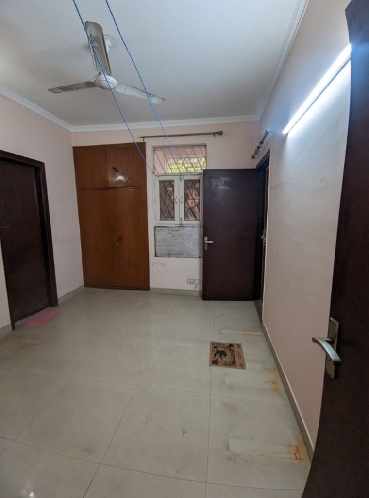Room, eros-southend-apartments 2 Bedroom 827 Sq.Ft. Apartment In Charmwood Village Faridabad 10466351
