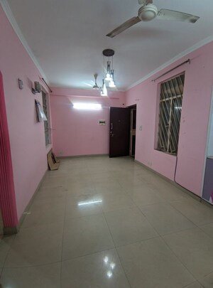 Room in 2 BHK Apartment at Eros Southend Apartments, Charmwood Village – for Rent