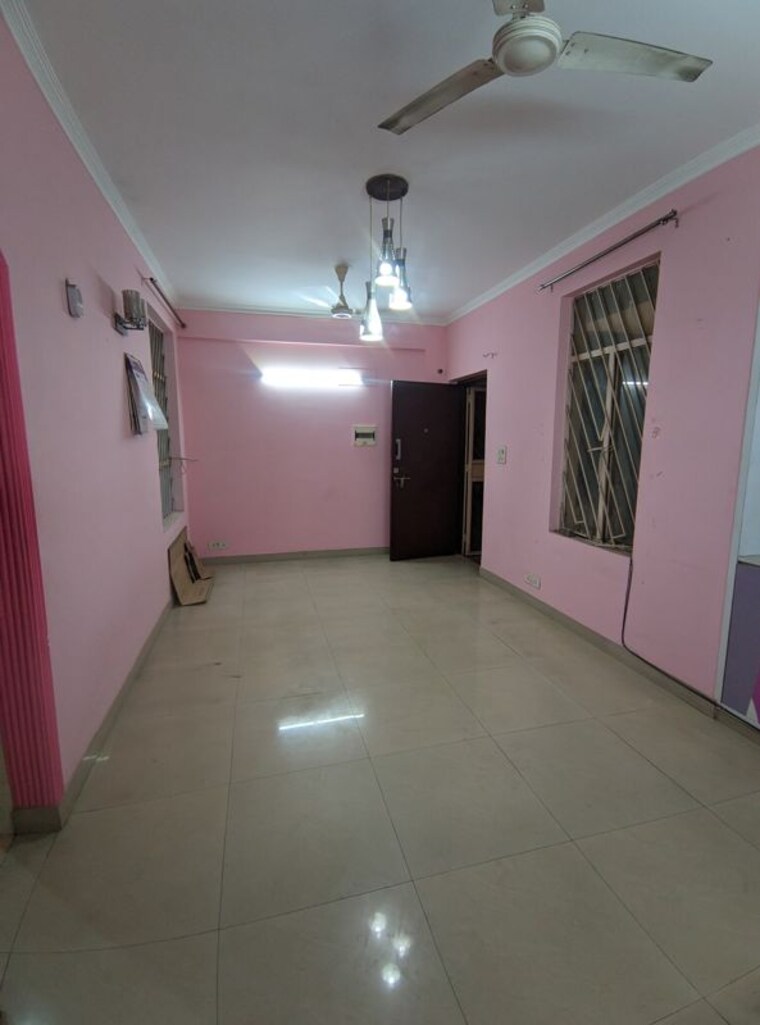 Room, eros-southend-apartments 2 Bedroom 827 Sq.Ft. Apartment In Charmwood Village Faridabad 10466351