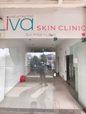  Showroom For Rent in Yash Arian, Memnagar