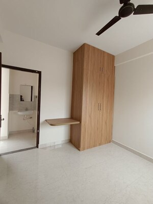 Room in 2 BHK Builder Floor at Hal Layout – for Rent