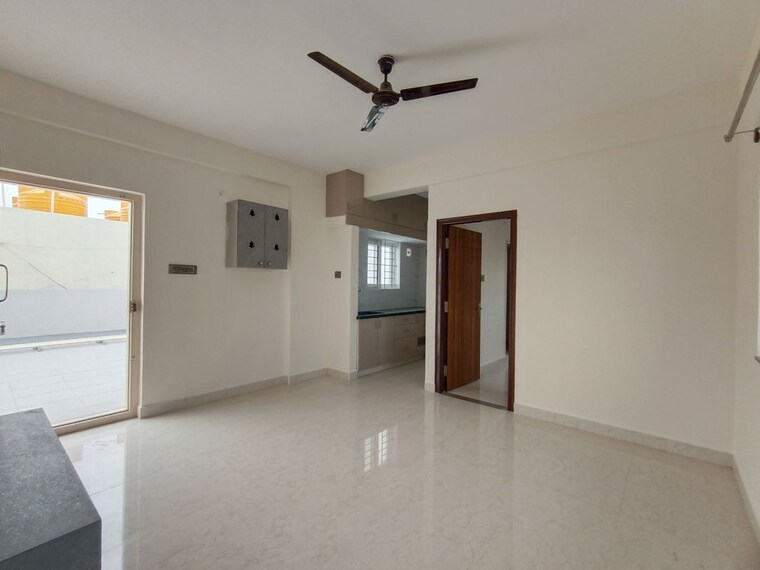 Room, hal layout 2 Bedroom 1200 Sq.Ft. Builder Floor In Hal Layout Bangalore 10466367