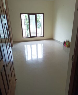 2 BHK Builder Floor For Sale in Perungalathur