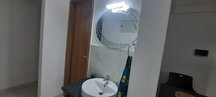Bathroom, majestique-signature-towers 3 Bedroom 1600 Sq.Ft. Apartment In Balewadi Pune 10466298