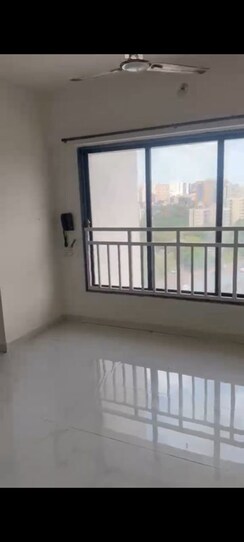 2 BHK Apartment For Rent in Crystal Armus
