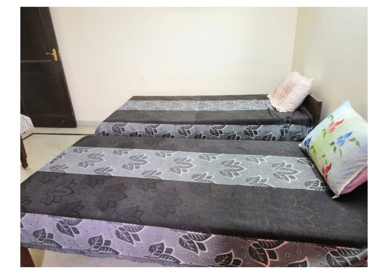 Bedroom, sector 12 dwarka Pg For Boys & Girls In Sector 12 Dwarka 10466127