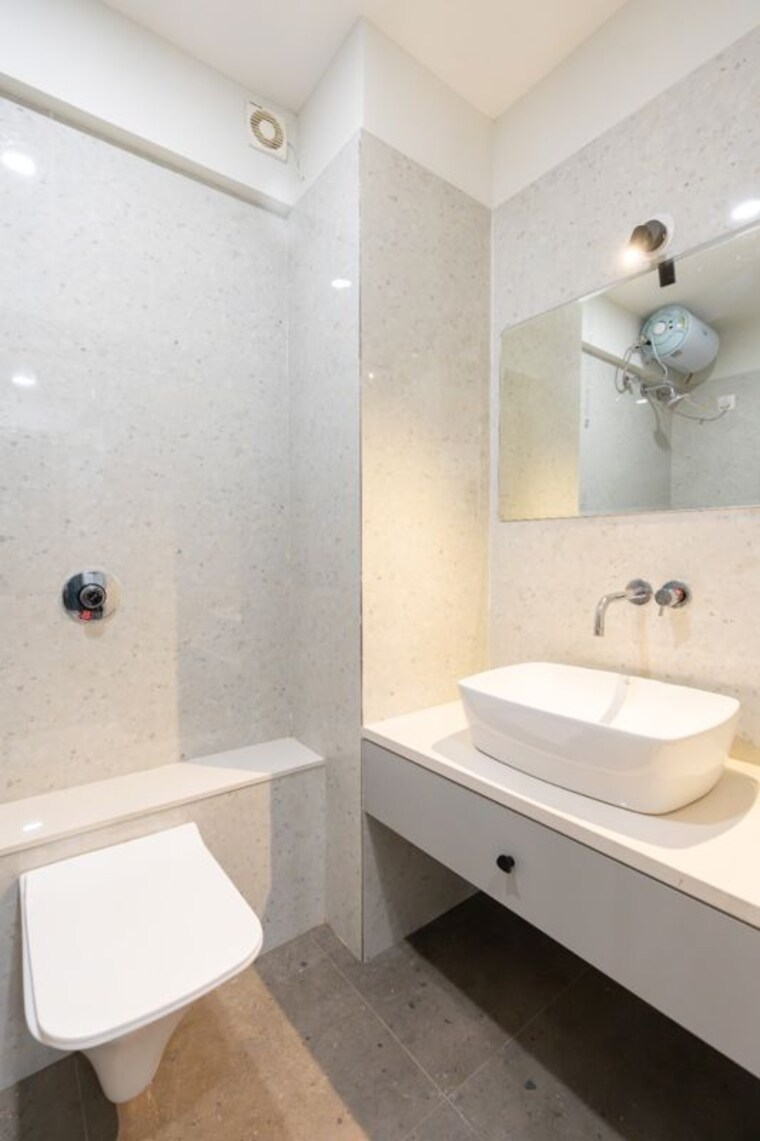 Bathroom, baner gaon Pg For Boys & Girls In Baner Gaon 10466438