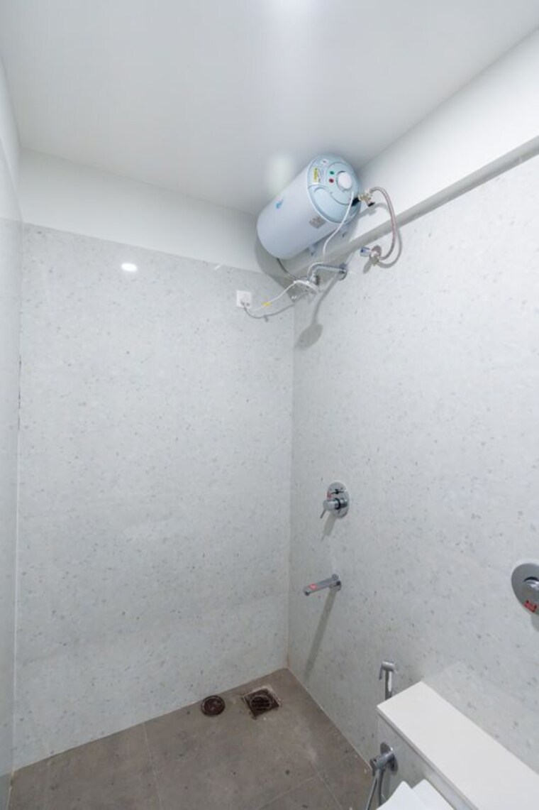 Bathroom, baner gaon Pg For Boys & Girls In Baner Gaon 10466438