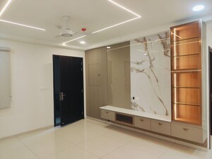 Room in 3 BHK Apartment at Aparna Zenon, Puppalaguda – for Rent