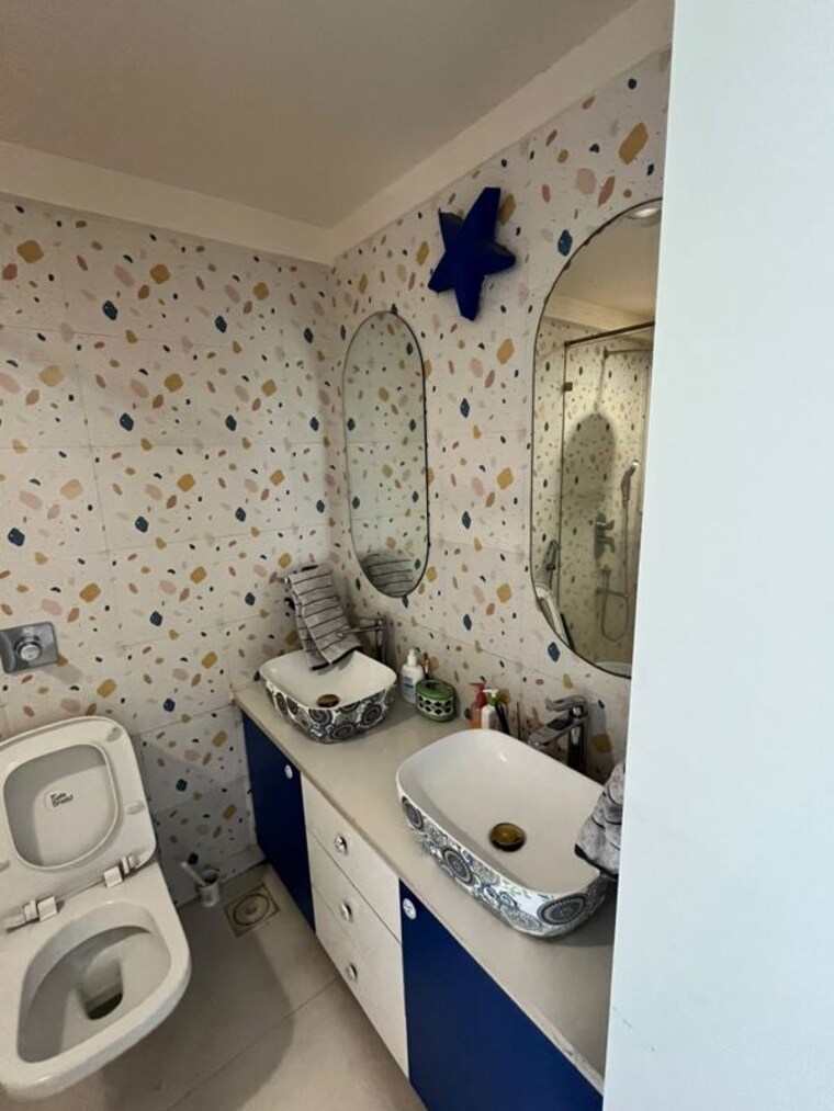 Attached Bathroom, ekta-world-lake-primrose 3 Bedroom 1630 Sq.Ft. Apartment In Powai Mumbai 10466475