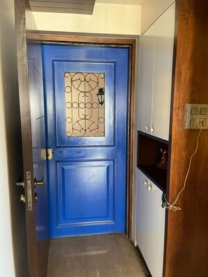 3 BHK Apartment – Entrance View at Ekta World Lake Primrose, Powai - for Rent