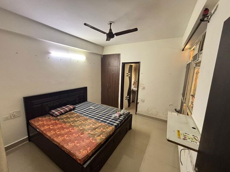 Bedroom, uninav-heights-phase-i 2.5 Bedroom 1250 Sq.Ft. Apartment In Raj Nagar Extension Ghaziabad 10466502