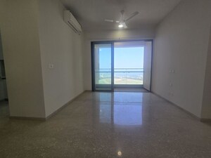 Building Lobby in 4 BHK Apartment at Piramal Mahalaxmi, Mahalaxmi – for Sale