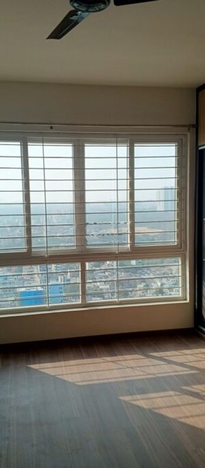 Room in 2.5 BHK Apartment at Cybercity Marina Skies, Hi Tech City – for Rent
